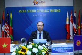 Thứ trưởng Bộ Ngoại giao Nguyễn Quốc Dũng, Trưởng SOM ASEAN Việt Nam chủ trì cuộc họp. (Ảnh: Lâm Khánh/TTXVN)