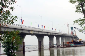Cầu Cửa Hội. (Ảnh: Tá Chuyên/TTXVN)