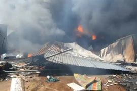 Hiện trường nơi xảy ra vụ cháy. (Ảnh: Văn Hướng/TTXVN)