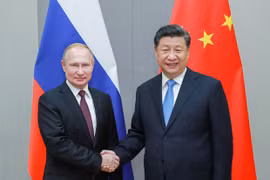 Chủ tịch Trung Quốc Tập Cận Bình và Tổng thống Nga Vladimir Putin. (Nguồn: Xinhua) 
