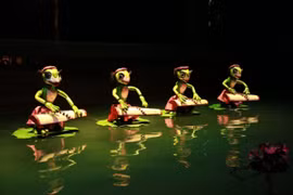 Một cảnh trong vở rối Con yêu mẹ. (Nguồn: sovhtt.hanoi.gov.vn)