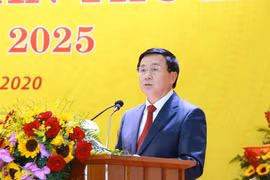 Ông Nguyễn Xuân Thắng, Bí thư Trung ương Đảng, Chủ tịch Hội đồng Lý luận Trung ương, Giám đốc Học viện Chính trị Quốc gia Hồ Chí Minh phát biểu chỉ đạo Đại hội. (Ảnh: Phương Hoa/TTXVN)
