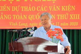 Chủ tịch Ủy ban Mặt trận Tổ quốc Việt Nam tỉnh Vĩnh Long Lê Quang Đạo phát biểu tại hội nghị. (Ảnh: Phạm Minh Tuấn/TTXVN)