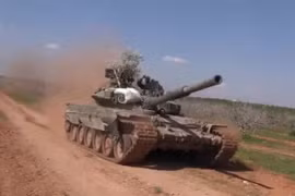 Xe tăng T-90 của Nga. (Nguồn: almasdarnews)