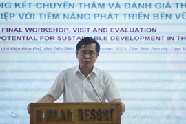 Ông Trần Văn Thượng, Phó Giám đốc Phụ trách Sở Nông nghiệp và Phát triển Nông thôn tỉnh Điện Biên, phát biểu tại Hội nghị. (Ảnh: Xuân Tư/TTXVN)