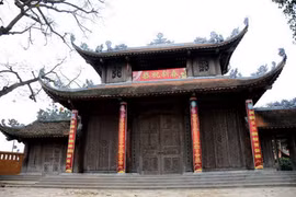 Chùa Nôm, tên hiệu là “Linh Thông cổ tự.” (Ảnh: Vietnam+)