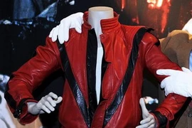 Chiéc áo khoác Michael Jackson đã mặc trong video kinh điển "Thriller." (Nguồn: Getty Images)