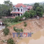 Yêu cầu xử lý khẩn cấp sự cố sạt lở bờ sông Lô 