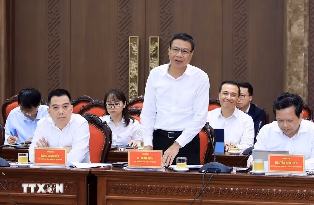 ttxvn-ban-chi-dao-xay-dung-de-an-doi-moi-mo-hinh-phat-trien-dat-nuoc-dua-tren-khoa-hoc-cong-nghe-doi-moi-sang-tao-va-chuyen-doi-so-4.jpg