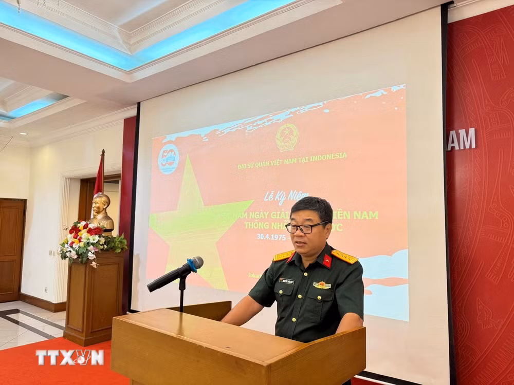 ttxvn-le-ky-niem-50-nam-giai-phong-mien-nam-thong-nhat-dat-nuoc-tai-indonesia3.jpg