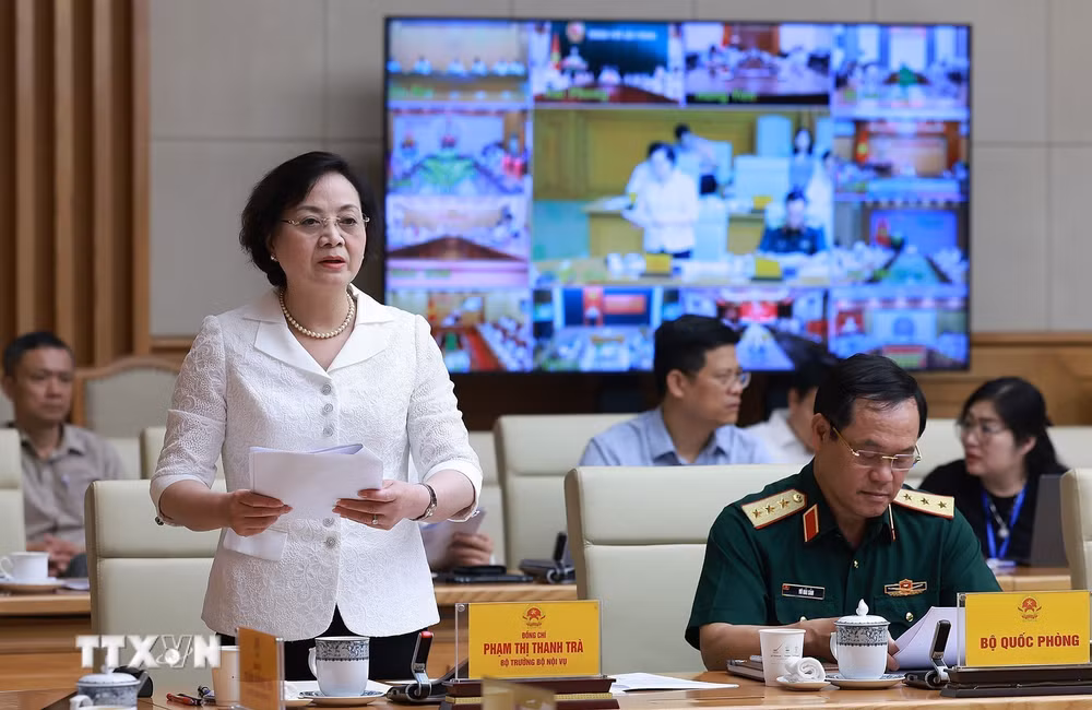 ttxvn-thu-tuong-chu-tri-hoi-nghi-so-ket-cac-du-an-cong-trinh-quan-trong-quoc-gia5.jpg