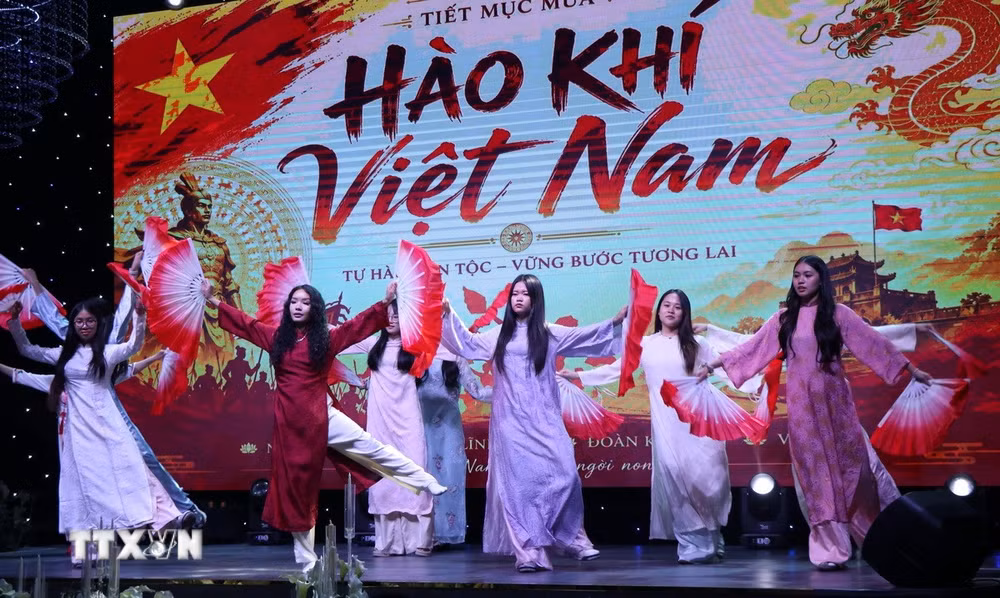 ttxvn-trai-he-viet-nam-2026-ton-vinh-tieng-viet-gan-ket-coi-nguon.jpg