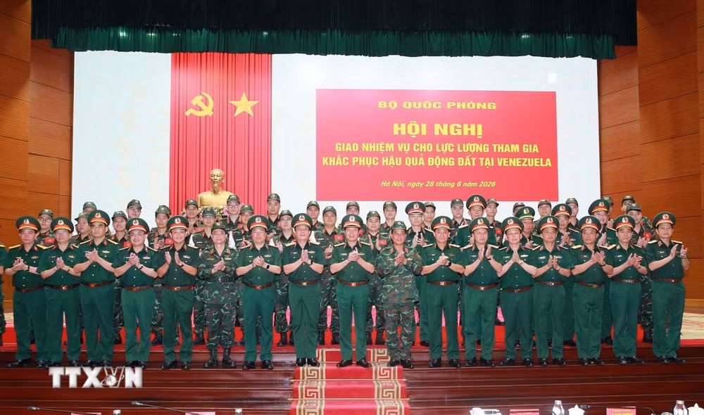 ttxvn-bo-quoc-phong-giao-nhiem-vu-cho-luc-luong-tham-gia-khac-phuc-hau-qua-dong-dat-tai-venezuela3.jpg