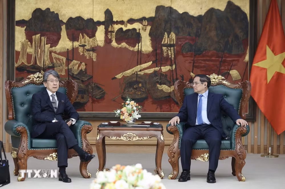 ttxvn-thu-tuong-tiep-ong-tadashi-maeda-chu-tich-ngan-hang-hop-tac-quoc-te-nhat-ban2.jpg