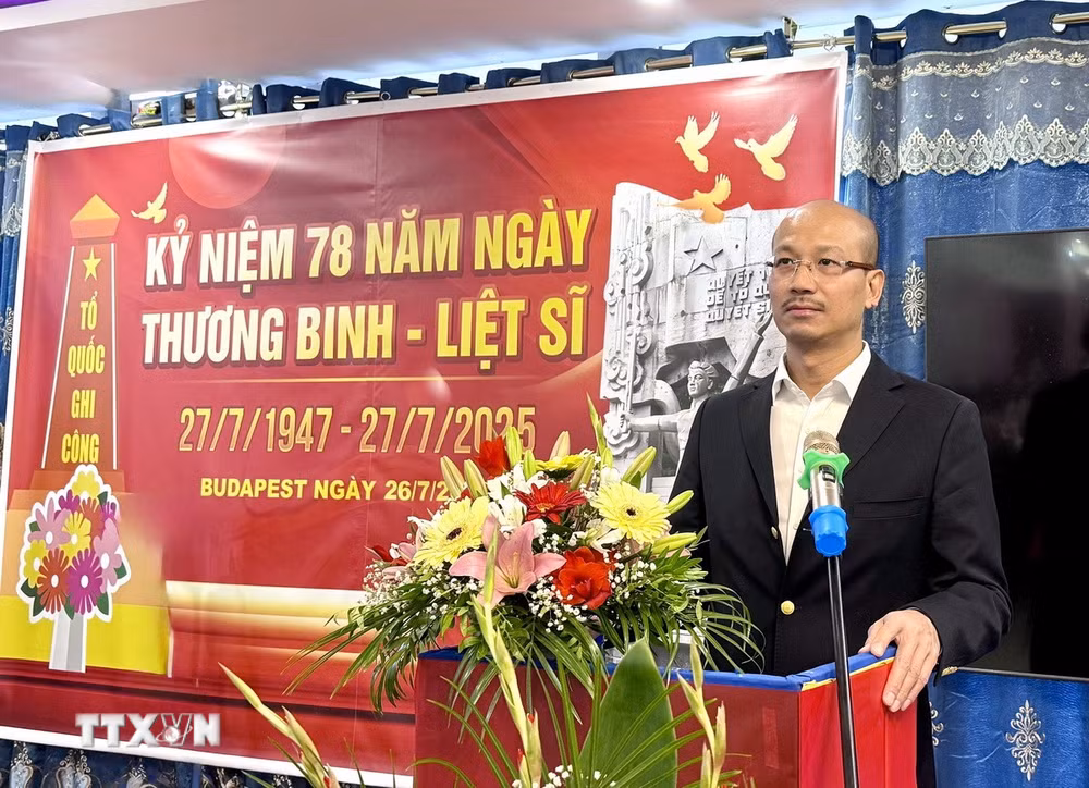 ttxvn-le-ky-niem-78-nam-ngay-thuong-binh-liet-si-277-tai-hungary2.jpg