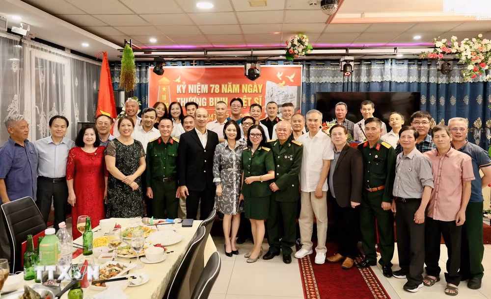 ttxvn-le-ky-niem-78-nam-ngay-thuong-binh-liet-si-277-tai-hungary3.jpg