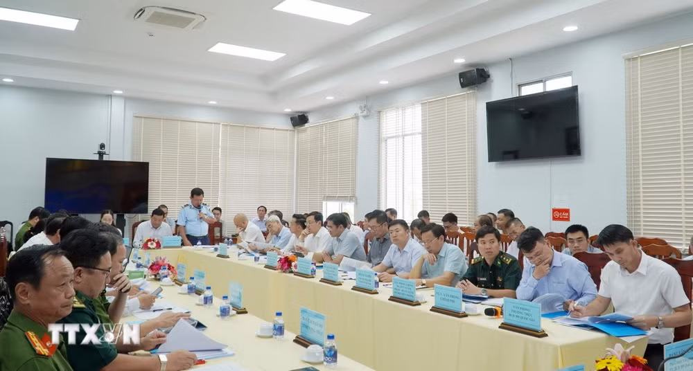 ttxvn-tang-cuong-chong-buon-lau-van-chuyen-trai-phep-thuoc-la-qua-bien-gioi3.jpg