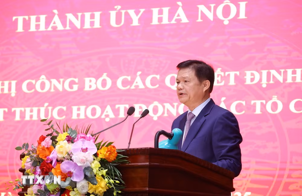 ttxvn-ha-noi-cong-bo-thanh-lap-ket-thuc-hoat-dong-cac-to-chuc-dang2-resize.jpg