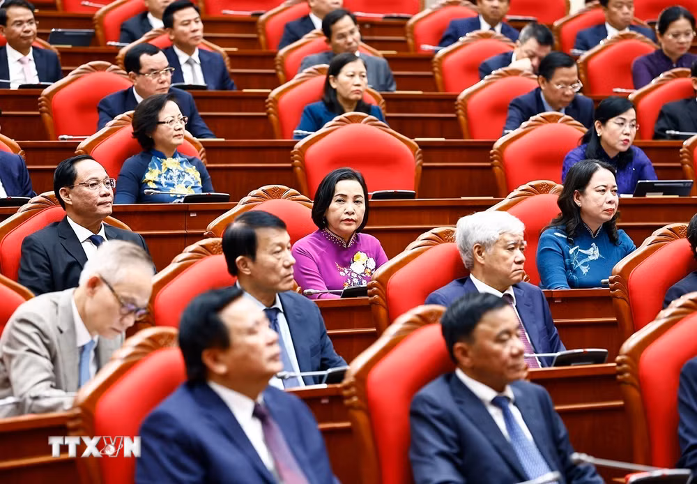 ttxvn-be-mac-hoi-nghi-lan-thu-11-ban-chap-hanh-trung-uong-dang-khoa-xiii5jpg.jpg