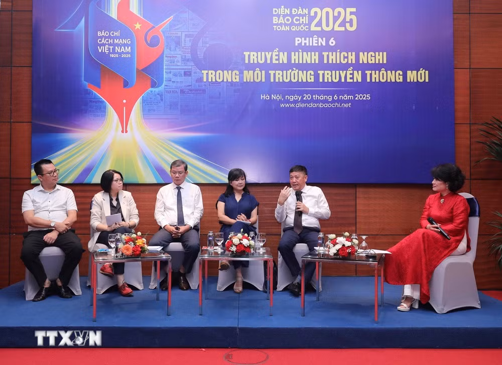 ttxvn-thao-luan-chuyen-de-ve-tri-tue-nhan-tao-chuyen-doi-so-phat-thanh-truyen-hinh-tai-hoi-bao-toan-quoc-2025.jpg