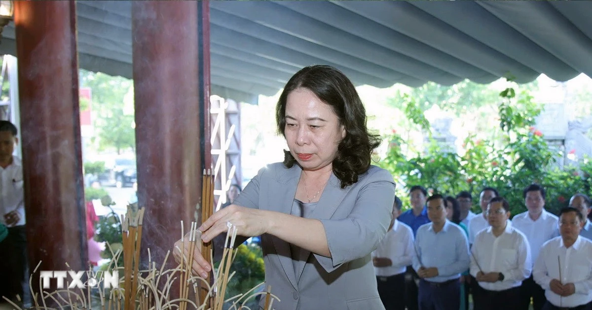 Lãnh đạo Đảng, Nhà nước dâng hương, dự lễ truy điệu các Anh hùng liệt sỹ tại Nghệ An, Tuyên Quang