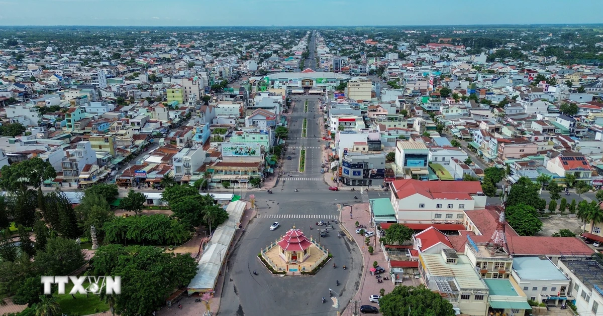 Độc đáo giá trị kiến trúc và sức sống thương mại của chợ Long Hoa ở Tây Ninh