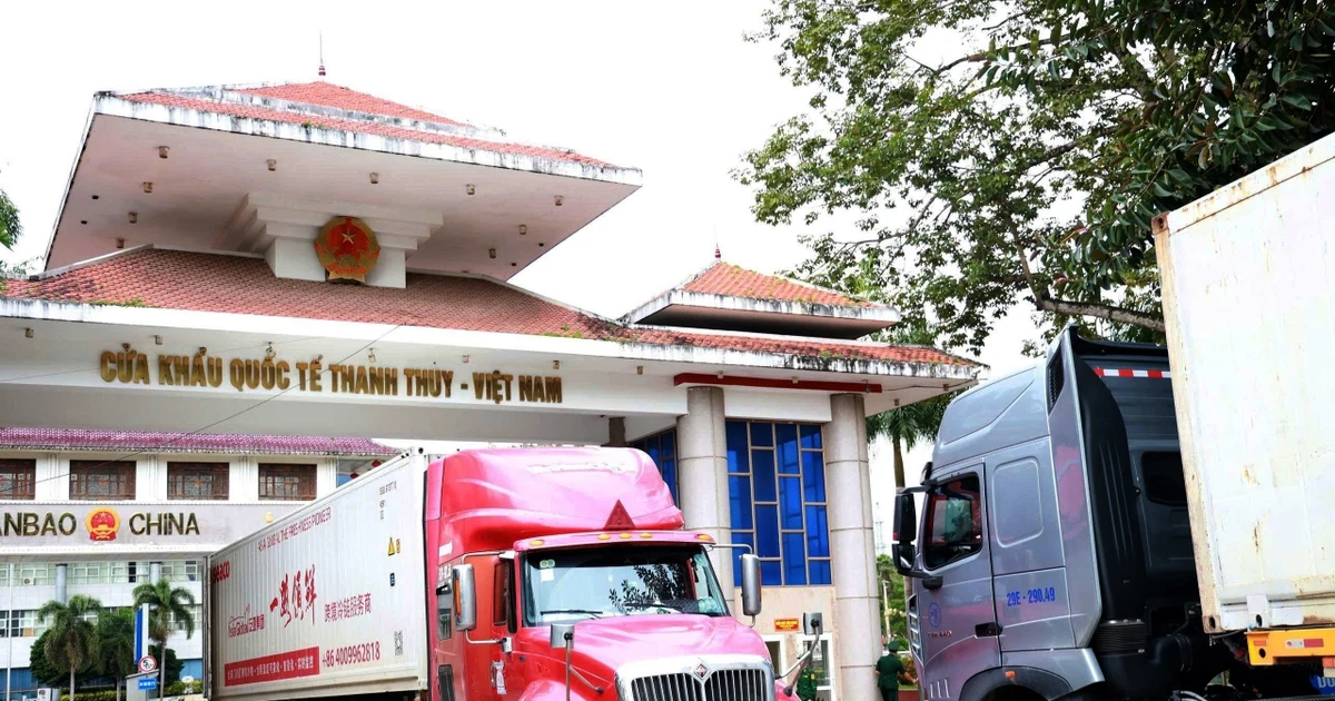 Kinh tế cửa khẩu tiếp sức cho tăng trưởng Tuyên Quang