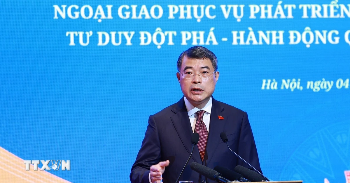Thủ tướng: Ngành Ngoại giao góp phần tạo dựng cục diện đối ngoại thuận lợi cho phát triển