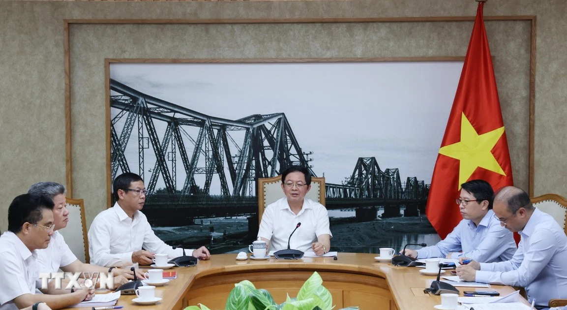Phó Thủ tướng chủ trì họp về việc thành lập Khu công nghệ cao tỉnh Hưng Yên