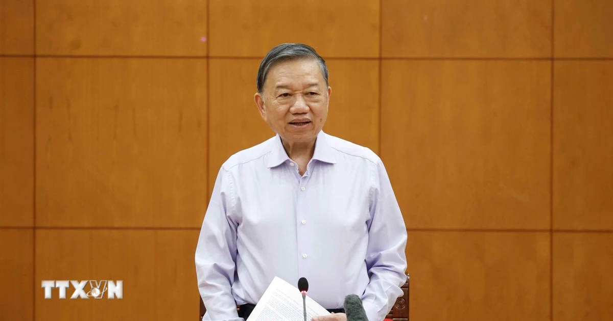 'Tái định vị TKV thành tập đoàn công nghiệp năng lượng, vật liệu hiện đại'