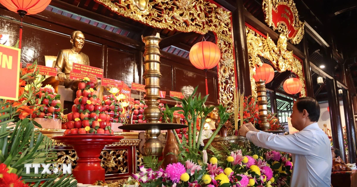 Trang trọng lễ giỗ các Anh hùng liệt sỹ và đồng bào yêu nước tại Côn Đảo