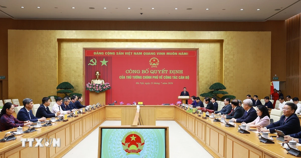 Thủ tướng Lê Minh Hưng chủ trì lễ công bố quyết định về công tác cán bộ