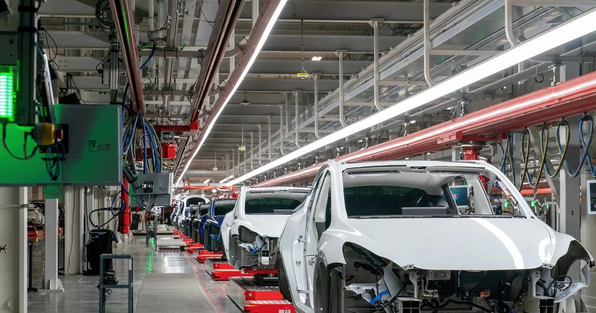 Biểu tình phản đối kế hoạch mở rộng nhà máy của Tesla tại Đức | Vietnam+  (VietnamPlus)