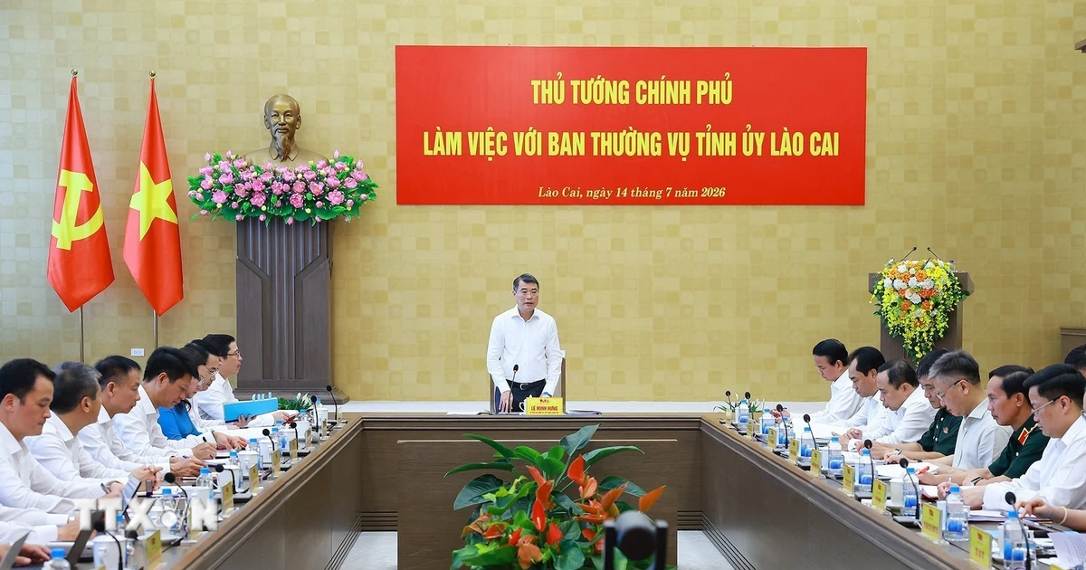 Thủ tướng làm việc với Ban Thường vụ Tỉnh ủy Lào Cai
