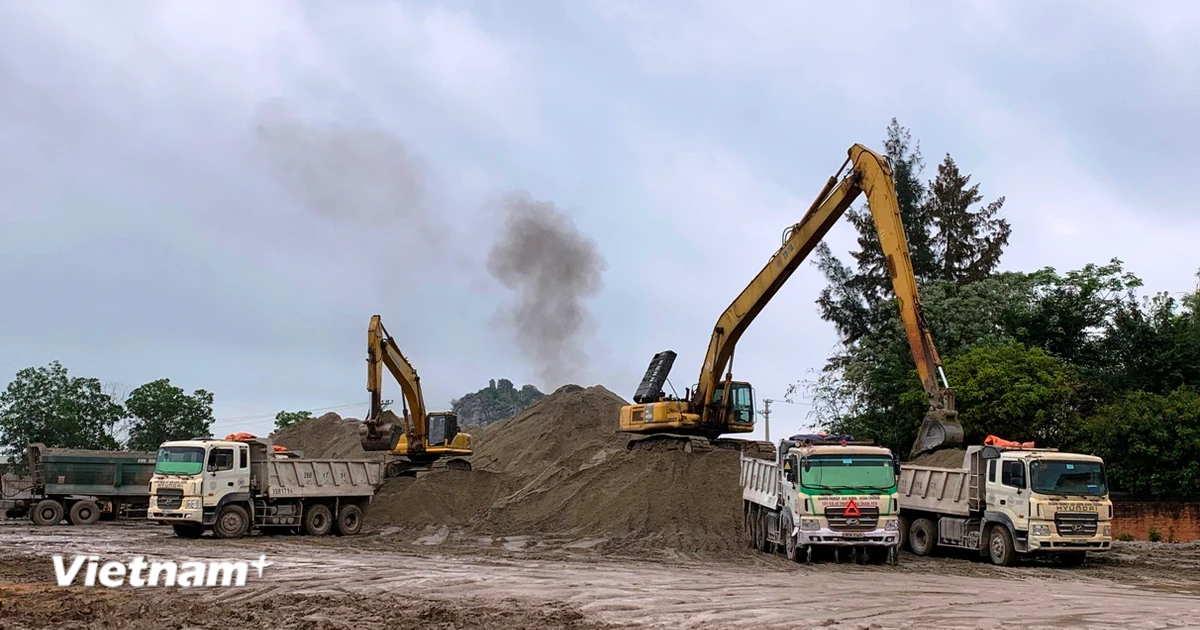 Xử lý kịp thời tình trạng “găm hàng,” “thao túng” giá vật liệu xây dựng