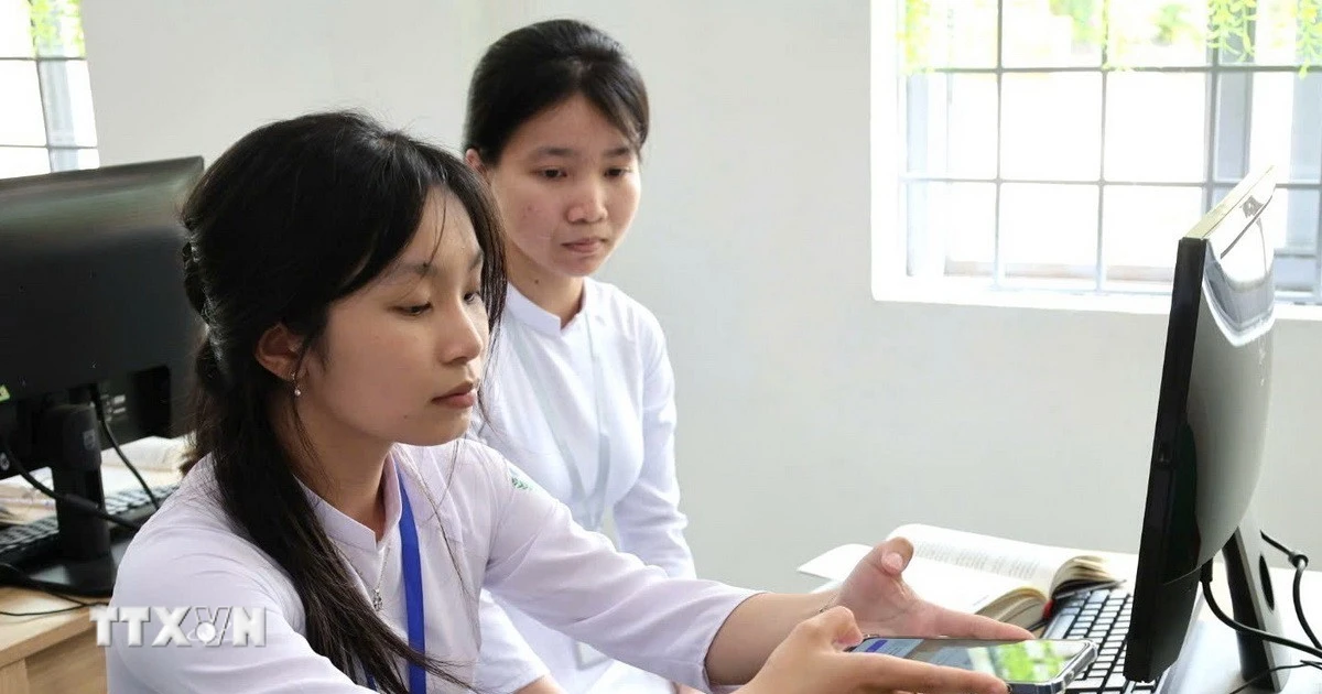 https://media.vietnamplus.vn/images/c14f6479e83e315b4cf3a2906cc6a51e3b11154bfbc1017d7faf3c2763734c0f91a6fcdf5e23d7ab2dbcf190e37cd4e4ce17b985021f50fd9bbecddfff73326c738e7c04538743fd5efa24cf06ee0b320a99a0035c72f1bc49f28927d63edc5d6c3b24d75bafd7cc1ad80d881c6ec7ad335b2c69efa4d42a8e60f73d0ea5417f/ttxvn-quang-ngai-doi-moi-thu-vien-gop-phan-lan-toa-van-hoa-doc-trong-truong-hoc.jpg.webp