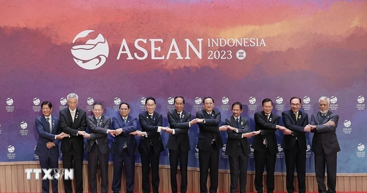 Thúc đẩy xây dựng Cộng đồng ASEAN tự cường và bền vững | Vietnam+ ...