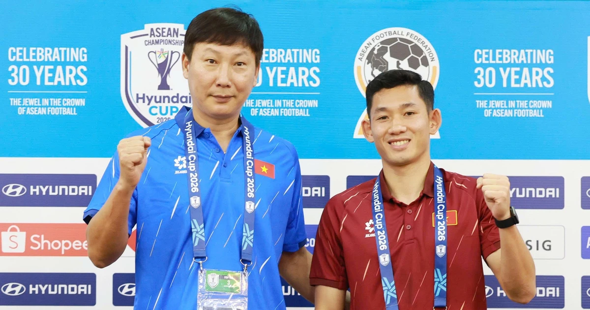 HLV Kim Sang-sik: 'Tuyển Việt Nam hướng tới chiến thắng để giữ ngôi đầu bảng'