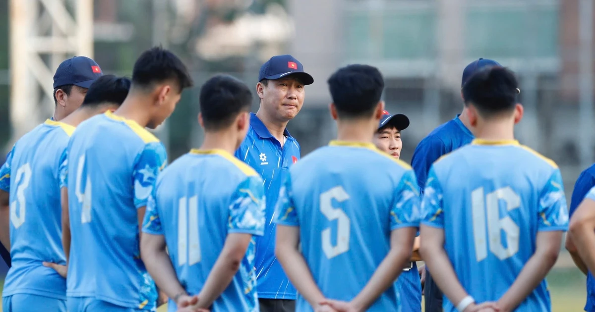 Các cầu thủ U22 Việt Nam trên sân tập