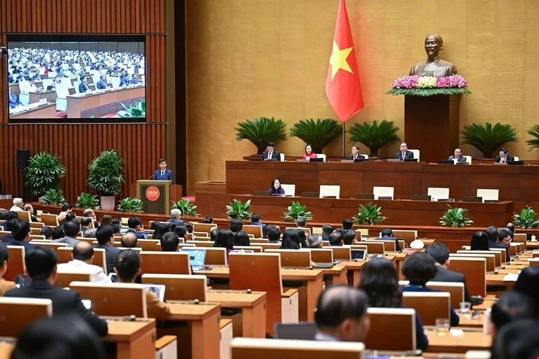 Kỳ họp thứ 9: Quốc hội thông qua 34 luật, quyết nhiều vấn đề lịch sử