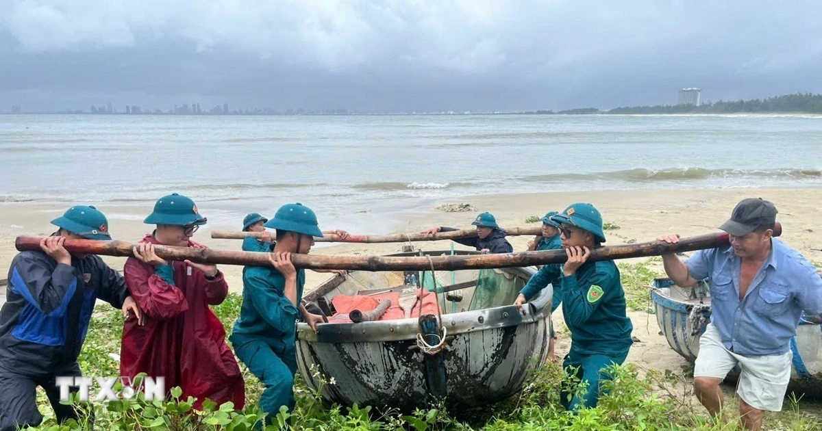Chỉ đạo của Thường trực Ban Bí thư về việc ứng phó bão số 10