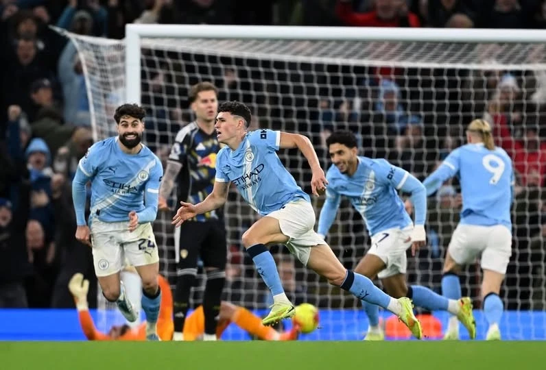 Premier League: Man City tạo áp lực lên trận "đại chiến" Chelsea-Arsenal