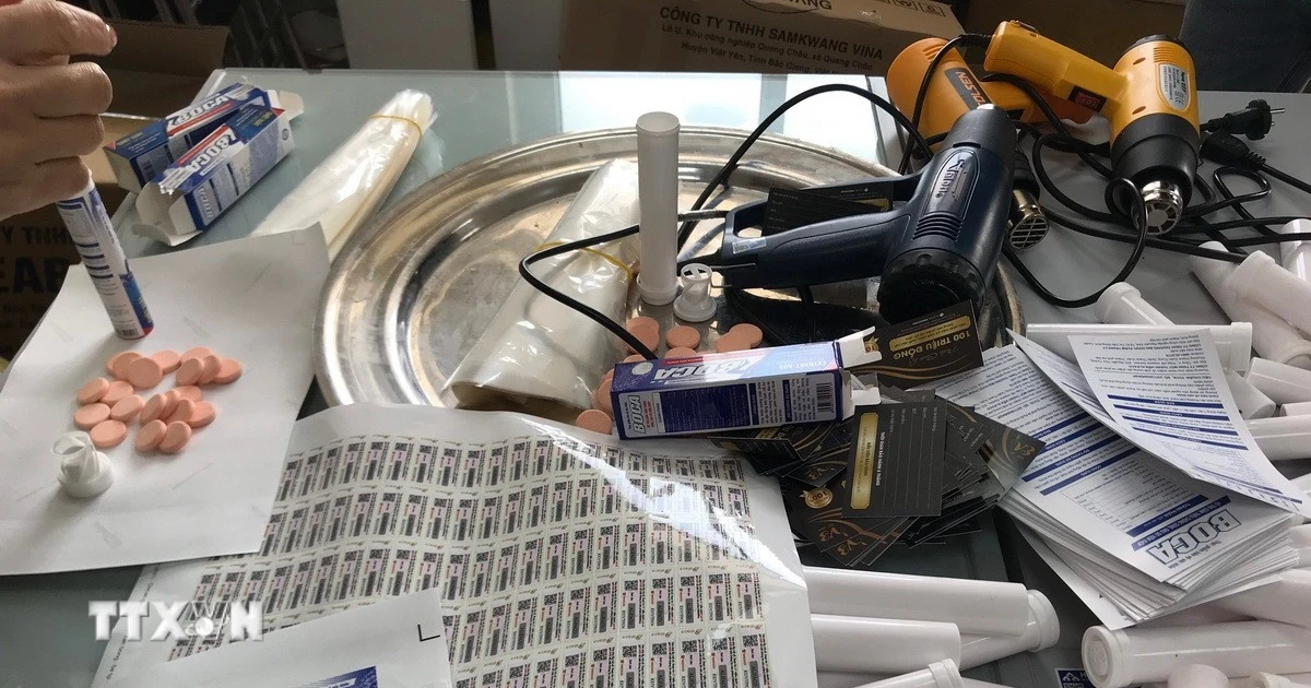 Cảnh Báo: Bộ Y Tế Phát Động Cao Điểm Chống Thuốc Giả, Thực Phẩm Bổ Sức Nguy Hiểm! Người Tiêu Dùng Cần Biết
