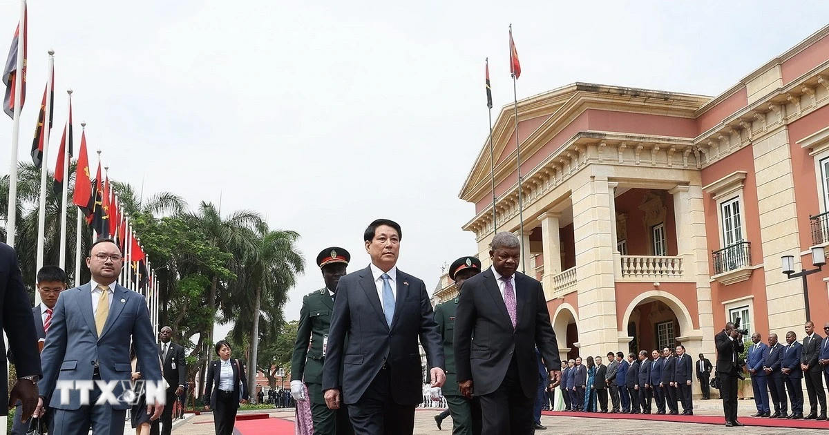 Lễ đón Chủ tịch nước Lương Cường thăm cấp Nhà nước Cộng hòa Angola