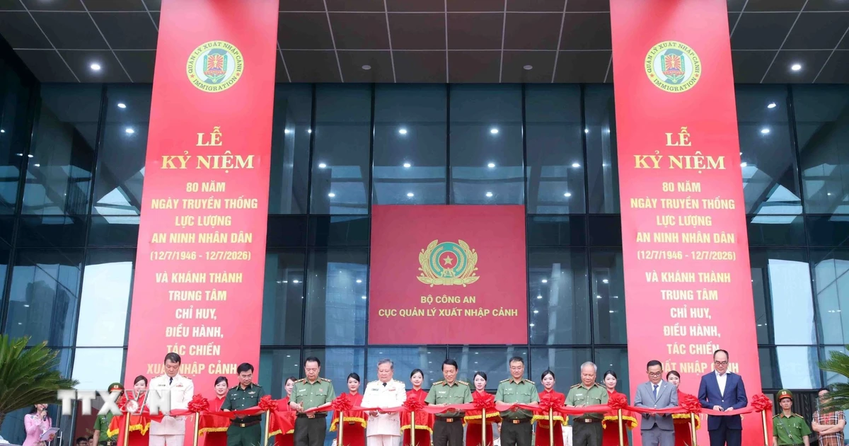 Khánh thành Trung tâm Chỉ huy, điều hành, tác chiến xuất nhập cảnh