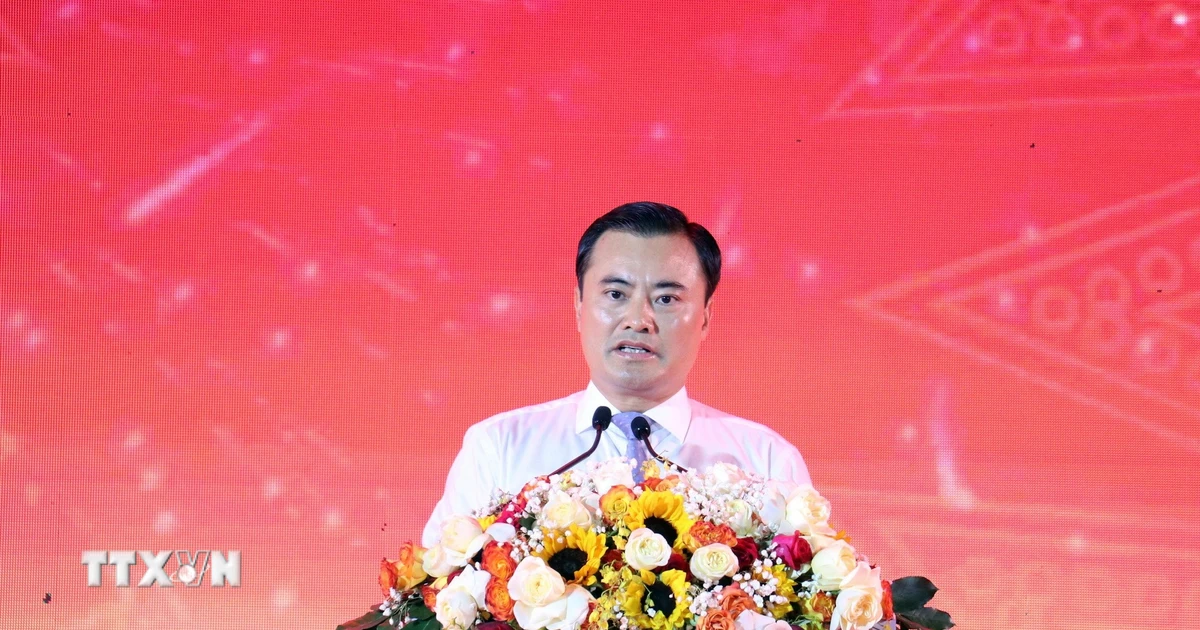 Thủ tướng phê chuẩn miễn nhiệm chức vụ Phó Chủ tịch UBND Thành phố Hồ Chí Minh