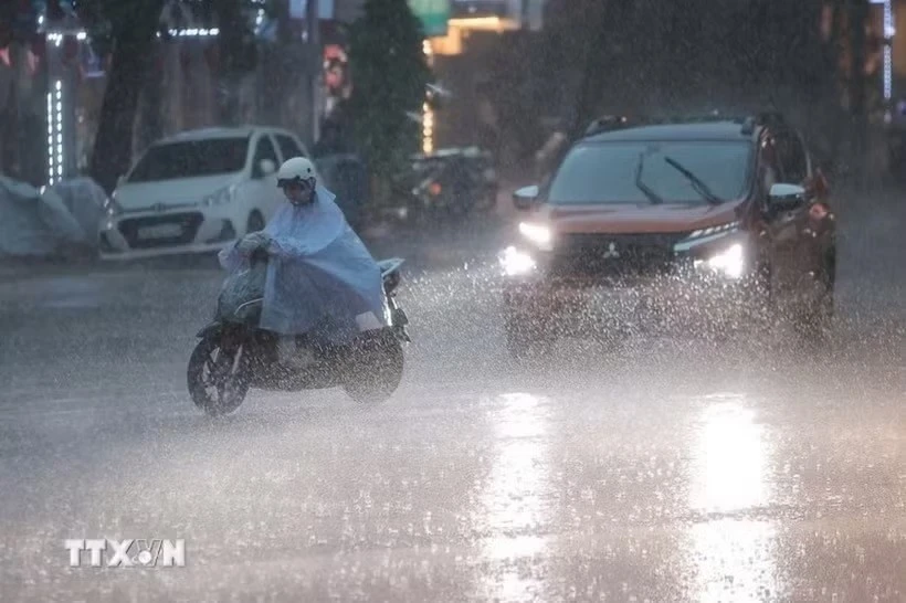 Bắc Bộ có thể xuất hiện xoáy thuận nhiệt đới, mưa lớn diện rộng từ 19-23/7