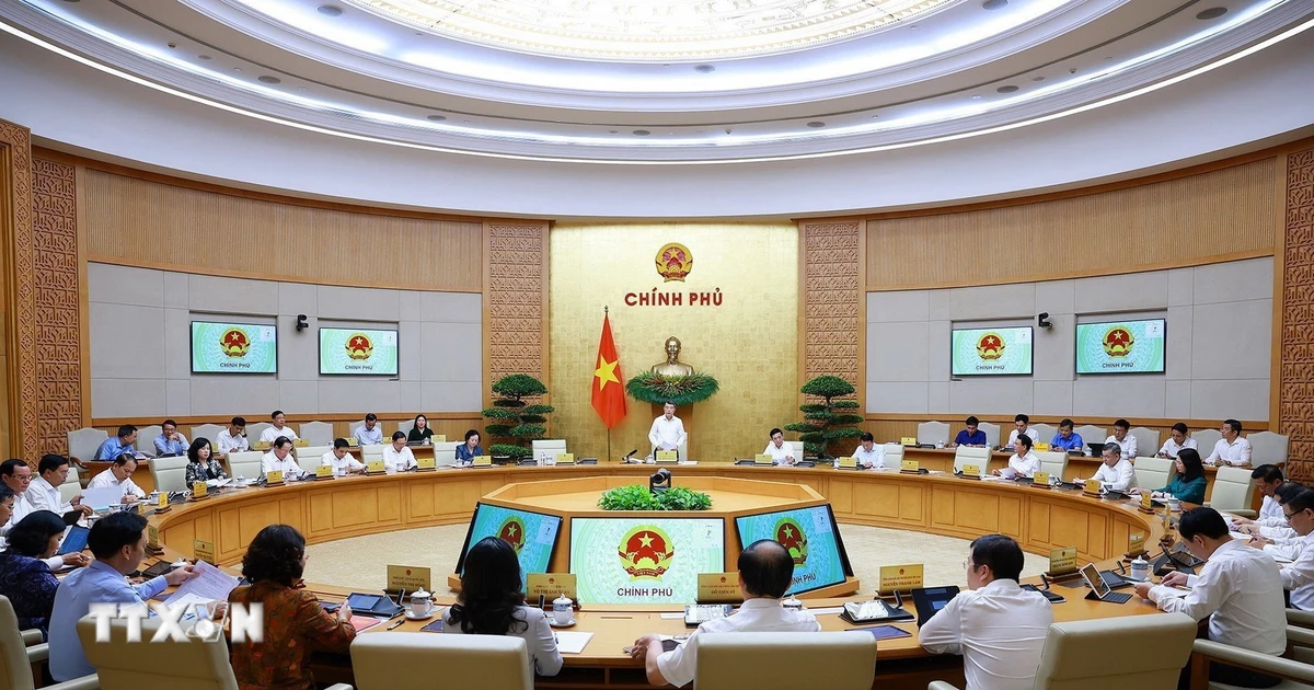 Thủ tướng chủ trì Phiên họp Chính phủ thường kỳ tháng 7 năm 2026