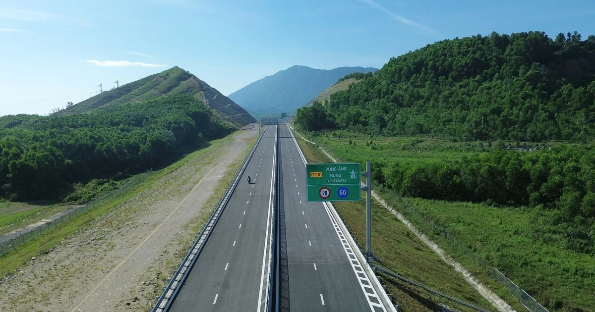 Hệ thống điều hành cao tốc Bắc-Nam có kịp thu phí vào đầu năm 2026?