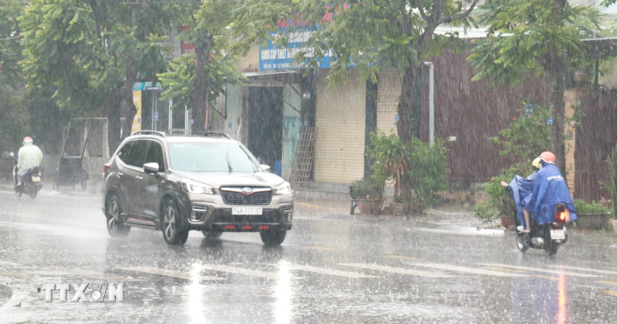 Mưa lớn diện rộng, cảnh báo lũ trên các sông Bắc Bộ